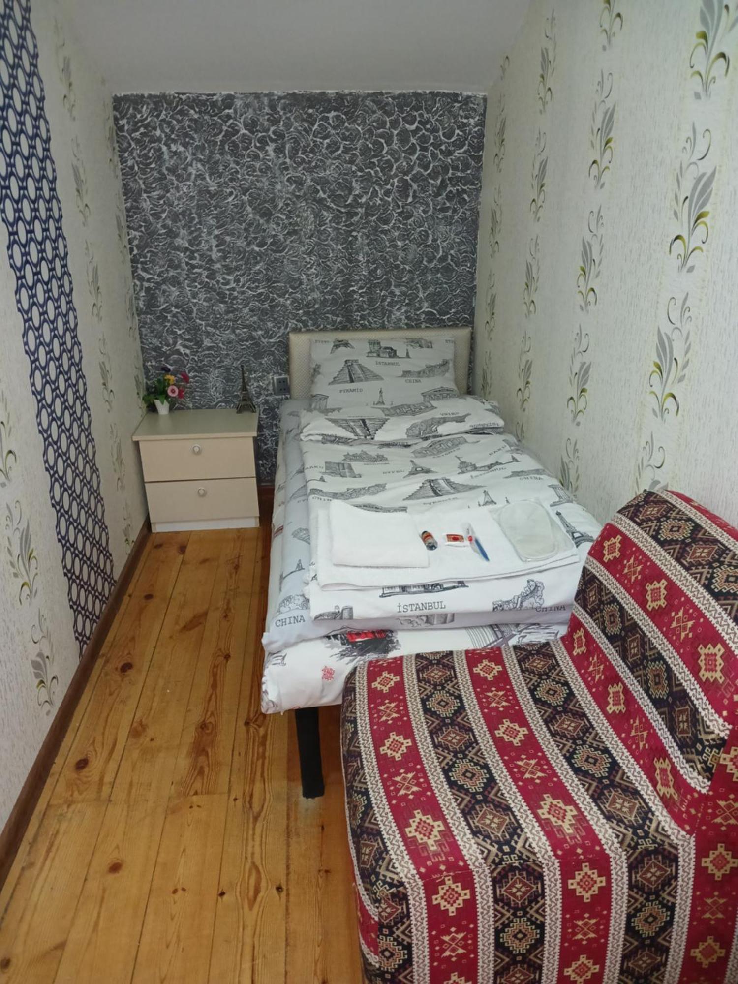 Cth-Baku-Hostel Extérieur photo